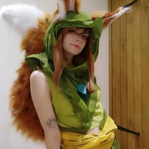 Thumbnail of Hoodwink Cosplay